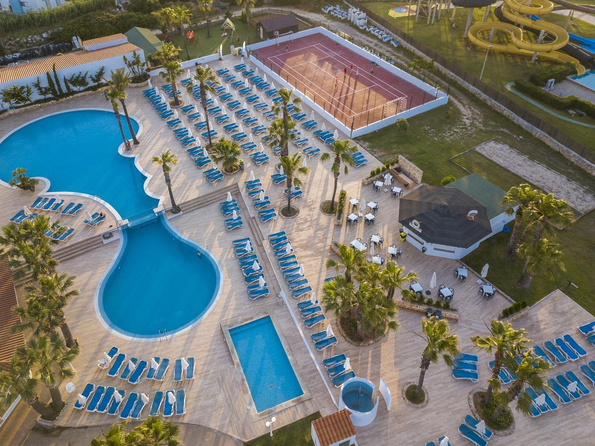 Marinda Garden Aparthotel Кала-ен-Бош Екстер'єр фото