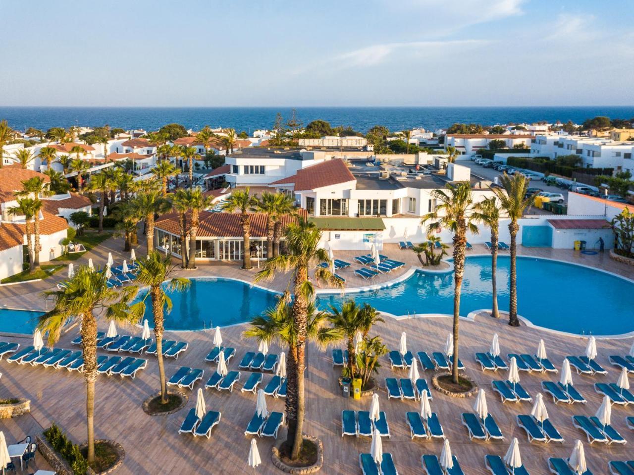 Marinda Garden Aparthotel Кала-ен-Бош Екстер'єр фото